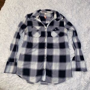 NO BOUNDARIES~ Women's ~ Button Down ~Long Sleeved Cotton  ~ Size M
